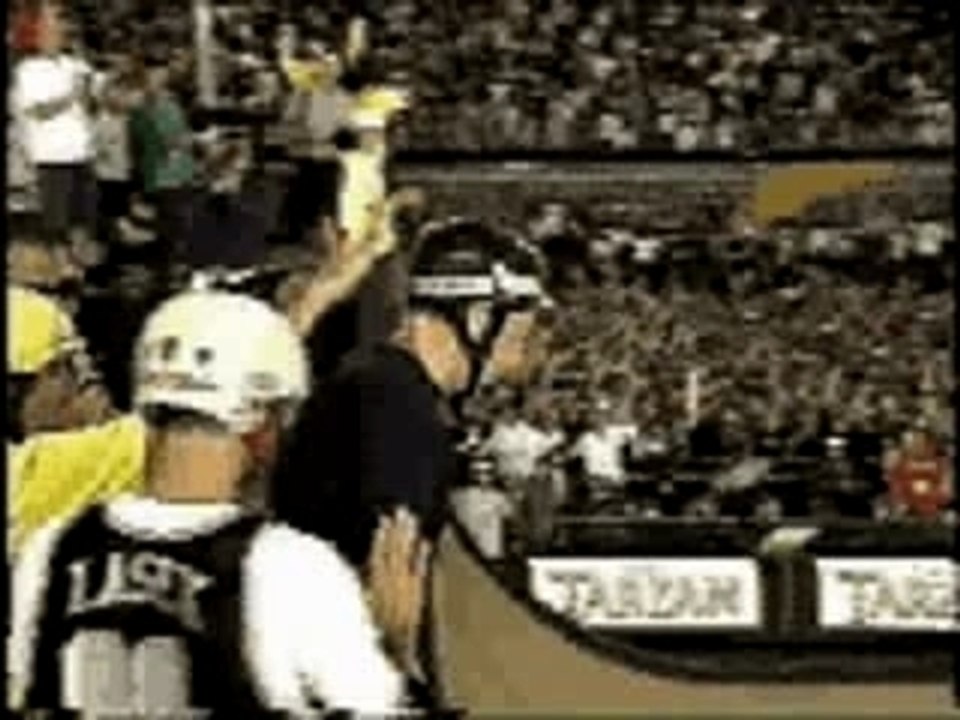 Skate Videos - Tony Hawk - Lands 900 at X games