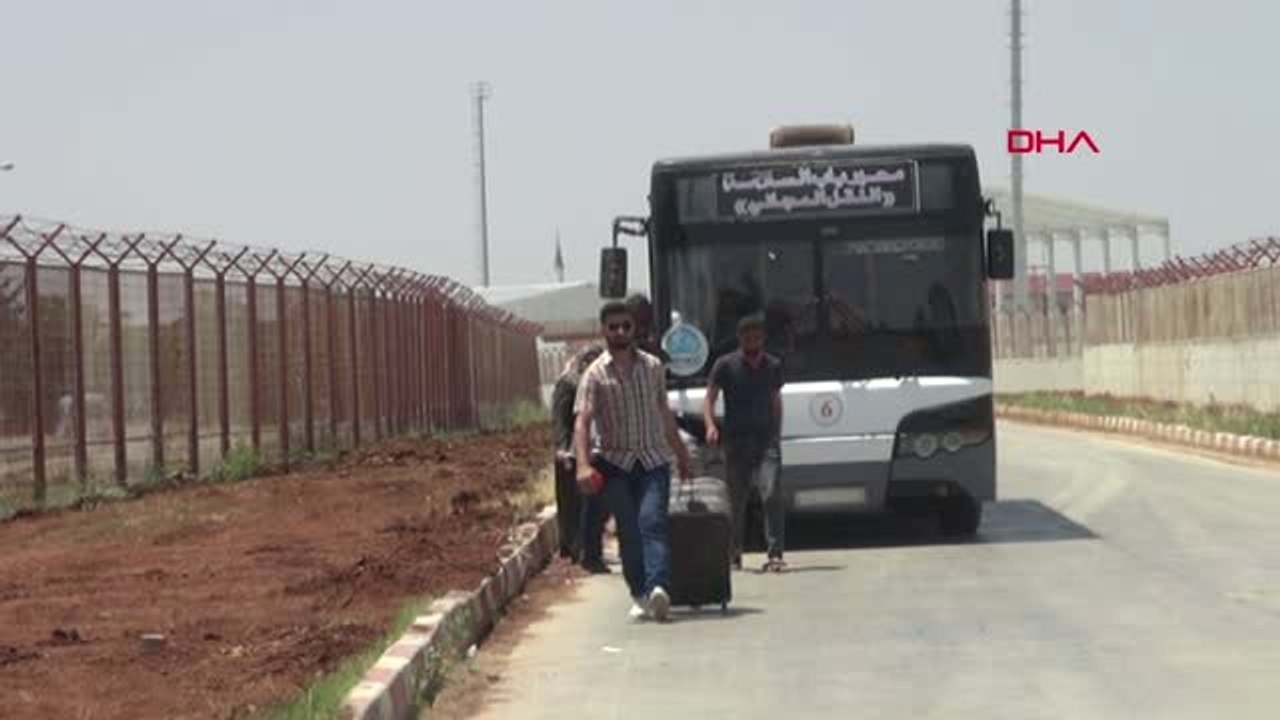 Kilis'te Suriyelilerin bayram dönüşleri sürüyor