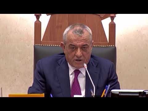 PROCEDURAT PARLAMENTARE PËR TË SHKARKUAR PRESIDENTIN E REPUBLIKËS