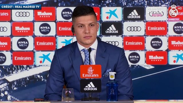 Luka Jovic : Karim Benzema est l'un des meilleurs attaquants du monde