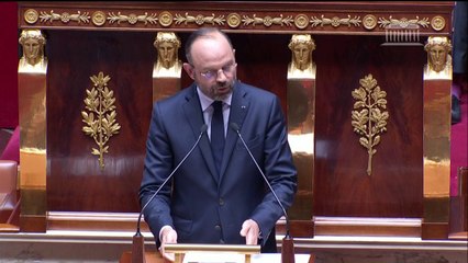 Les impôts des ménages baisseront de 27 milliards d'euros sur le quinquennat, annonce Édouard Philippe