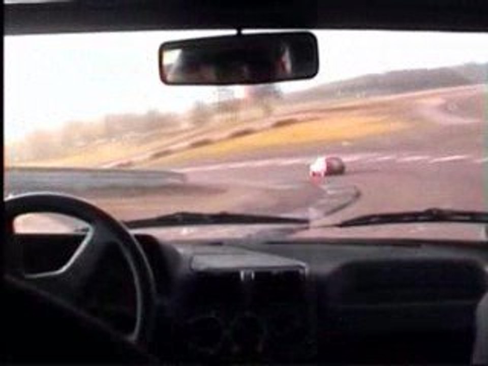 205 gti 1900 circuit dijon prenois vive la glisse  HFT