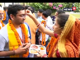 उत्तराखंड के पारंपरिक अंदाज में कैलाश मानसरोवर यात्रियों का स्वागत