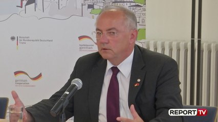 Télécharger la video: Edhe delegacioni gjerman kundër Metës: Zgjedhjet në 30 Qershor! Partitë nëse duan të marrin pjesë