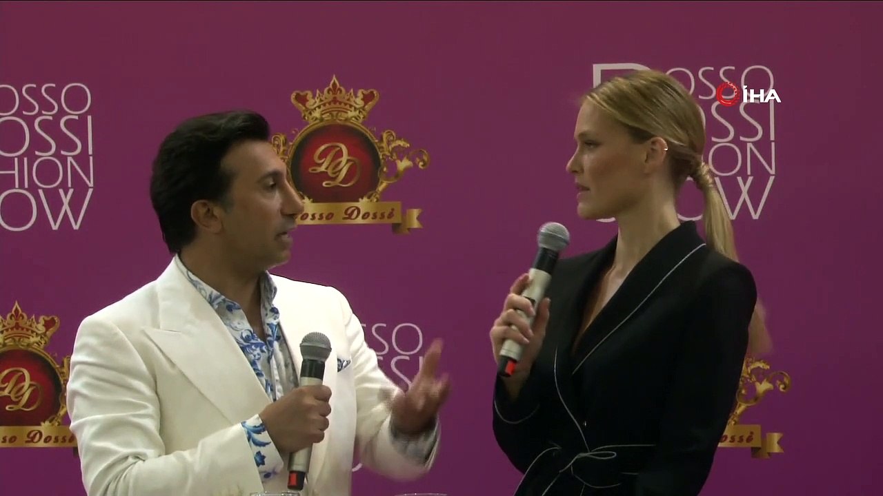 Bar Refaeli'den Nusret taklidi