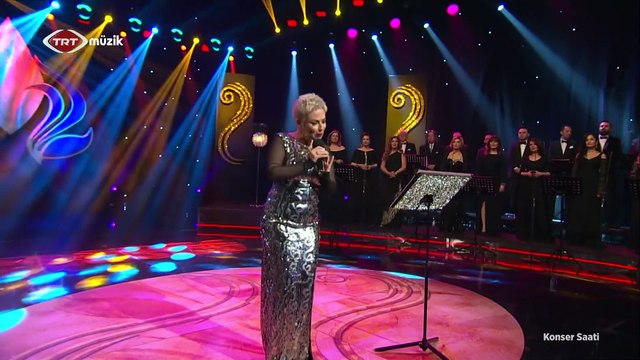 Eliz Avaroğlu : Aşk Denilen Ateşe Yanalım mı