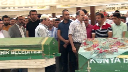 Cenaze namazını müftü babası gözyaşlarıyla kıldırdı