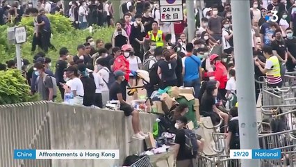 Hong Kong : la rue refuse de se soumettre à Pékin