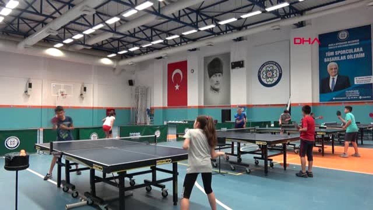 MUĞLA LÖSEMİYİ YENEN SERKAN, ÇOK SEVDİĞİ MASA TENİSİNDE TÜRKİYE'Yİ TEMSİL EDECEK