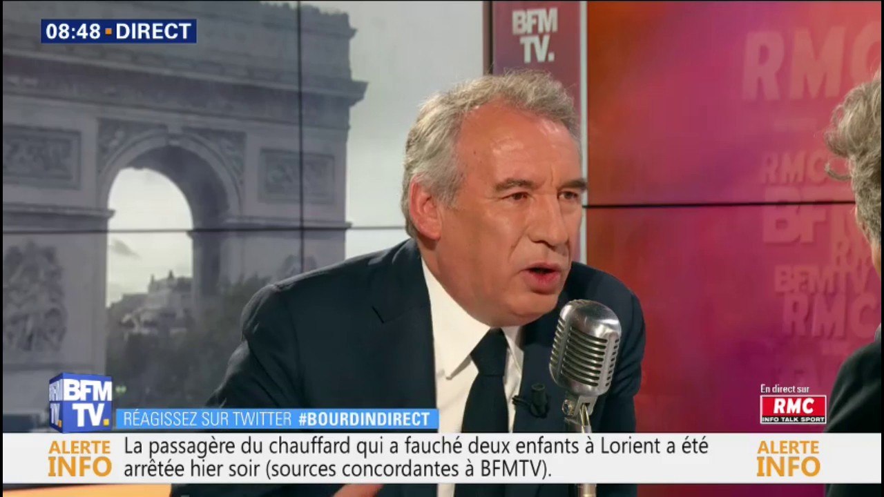 Bayrou: "Nous n'allons pas passer d'un coup d'une énergie à une autre"
