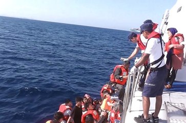 Ege'de yakalanan düzensiz göçmen sayısı 10 bini aştı