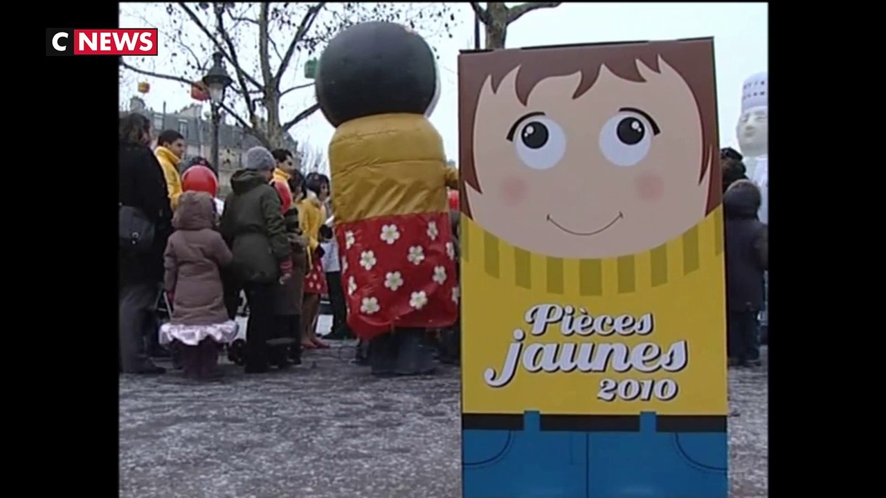 «Pièces jaunes» : Bernadette Chirac passe le flambeau à Brigitte Macron