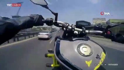 Motosiklet sürücüleri İstanbul trafiğinde terör estirdi