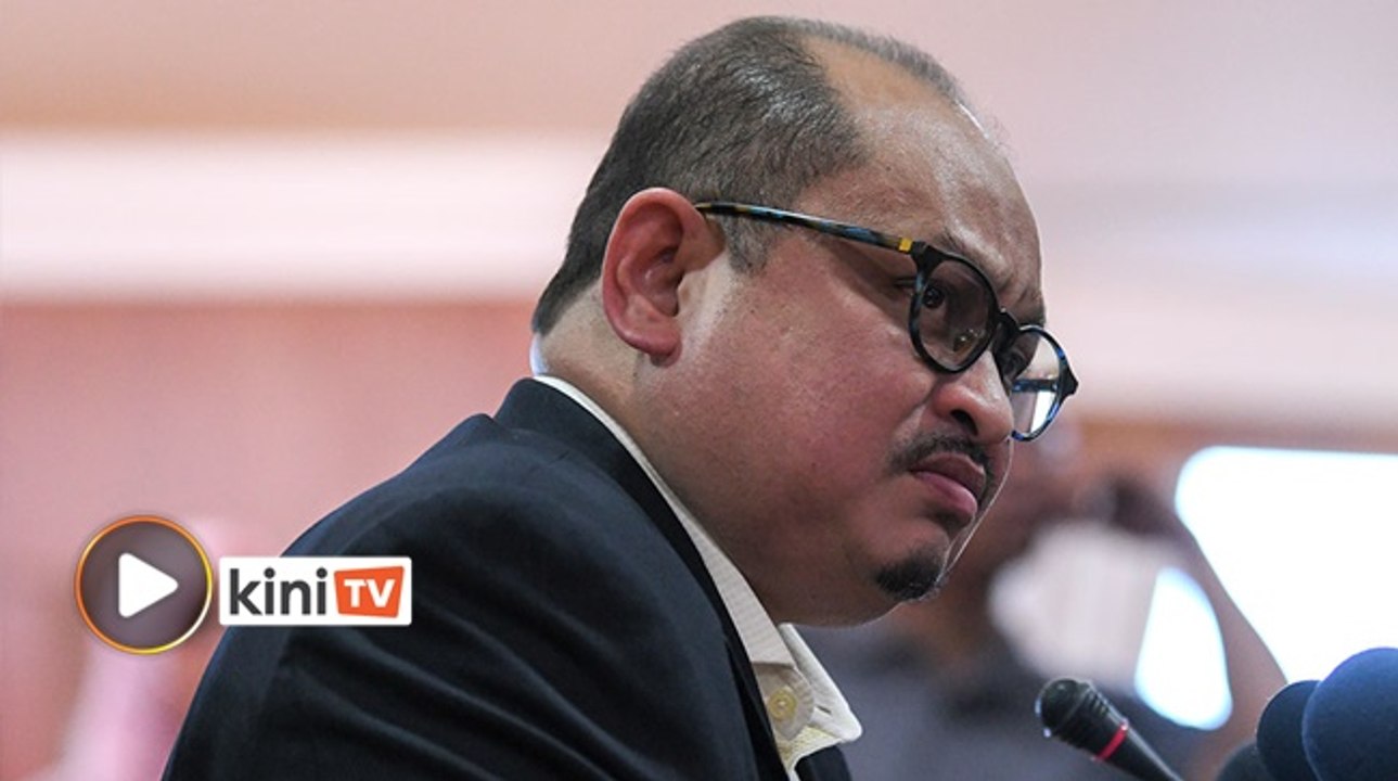 Haziq digantung tugas serta-merta