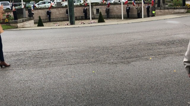 Hommage aux soldats français morts en Indochine