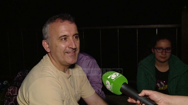 Pelegrinazhi në Kishën e Laçit. Mijëra besimtarë kalojnë natën duke u lutur