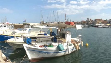 Ελλάδα: «Καμπανάκια» για τον τουρισμό