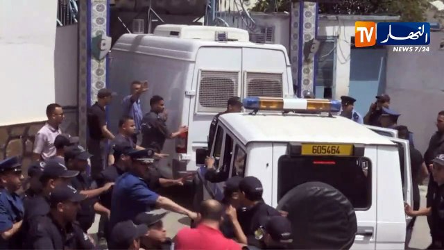 وصول الوزير الأول الأسبق عبد المالك سلال إلى سجن الحراش