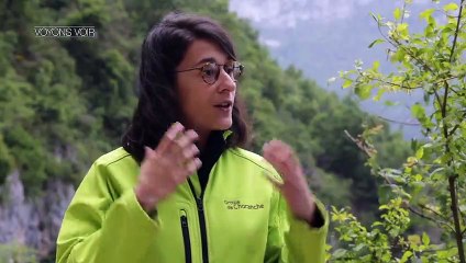 VOYONS VOIR - Tous aux grottes!