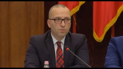 A do të caktojë Meta datë të re pa konsultimin me Ramën? Përgjigjet Presidenca