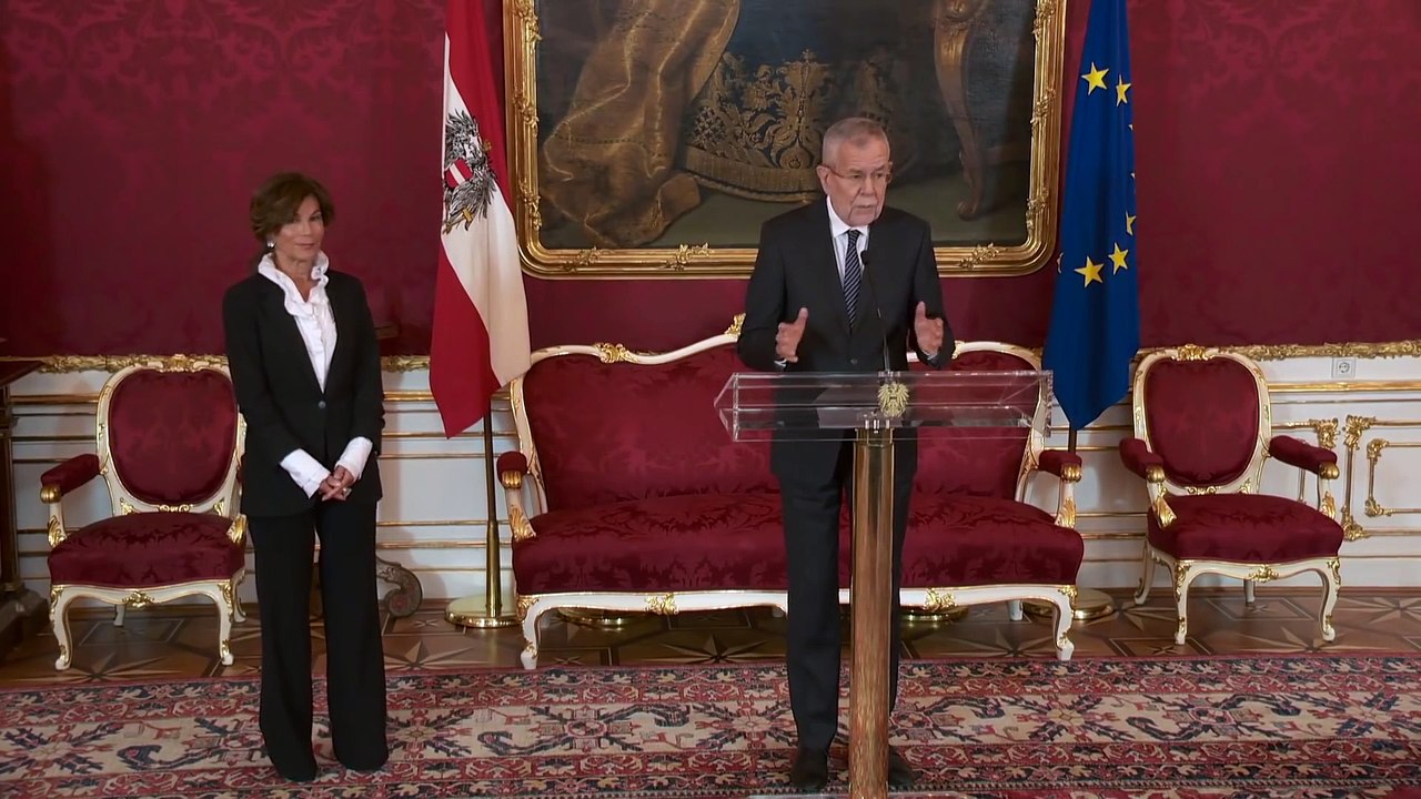 Bierlein wird Kanzlerin -  Die Vorstellung in ganzer Länge