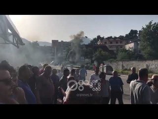 RTV Ora - Rama pritet me protesta në Librazhd