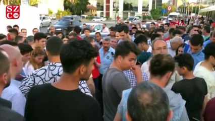 Güngören'de otomobil tramvaya çarptı