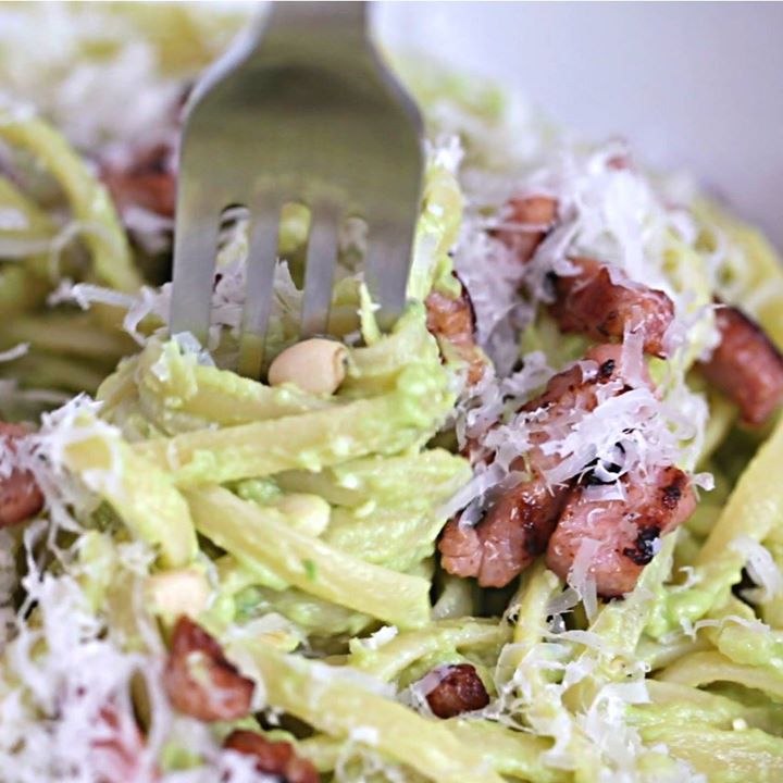 Pesto à l'avocat