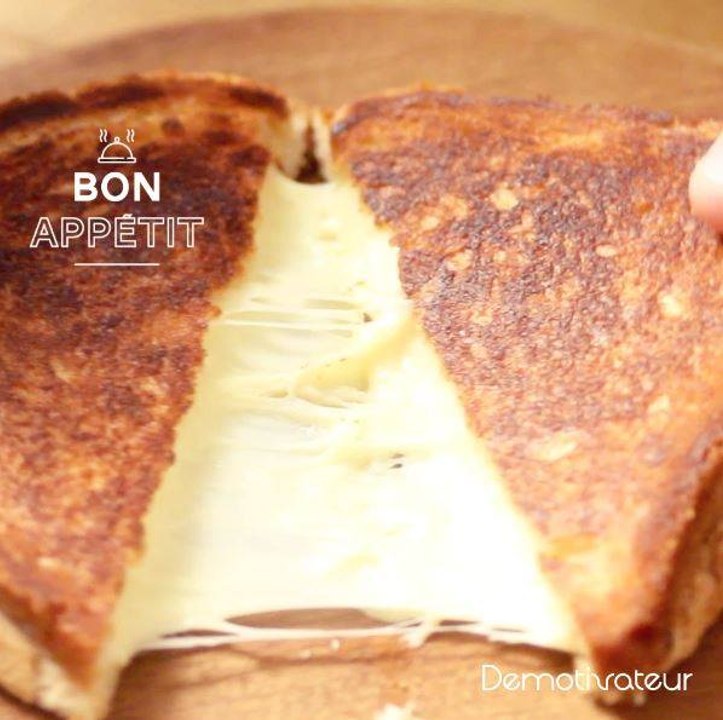 Cheesy toast