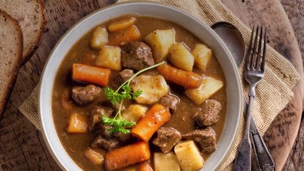 11 Slow Cooker Stew Recipes Under 300 Calories
