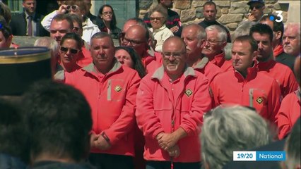 Naufrage aux Sables-d'Olonne : 15 000 personnes unies dans la douleur ont rendu hommage