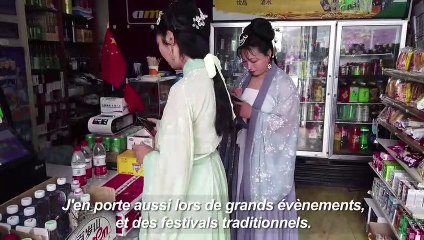 Chine: des jeunes redonnent vie au "hanfu", l'habit traditionnel