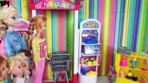 Los Bebes de Elsa y Ana  de Compras en la Jugueteria de Barbie -  Tienda de Juguetes