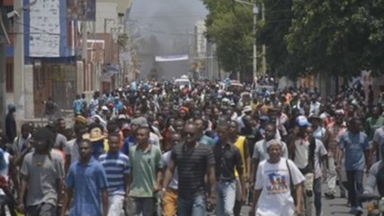 Haitianos salen a las calles para exigir la renuncia del presidente Moise