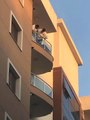 Yüksek lisans öğrencisi 7'nci kattan atladı