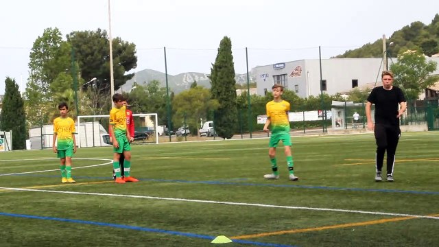Petit échauffement du match amical contre carnoux