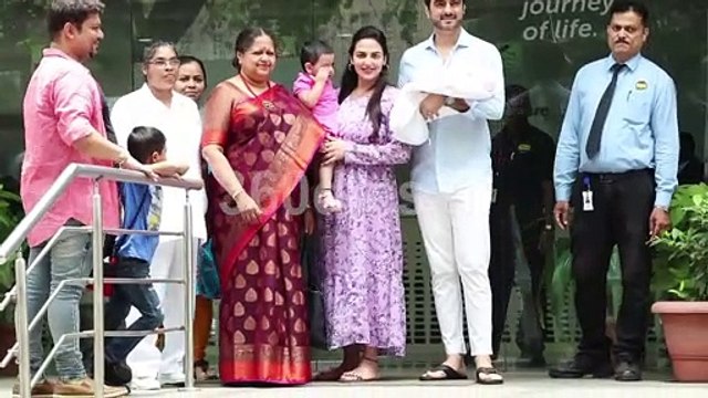Esha Deol with Baby Girl Miraya Discharged From Hospital