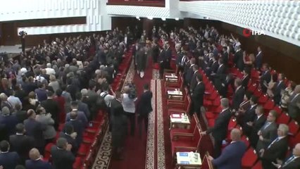 - Şangay İşbirliği Örgütü Liderler Zirvesi'nde Protokol Hatası