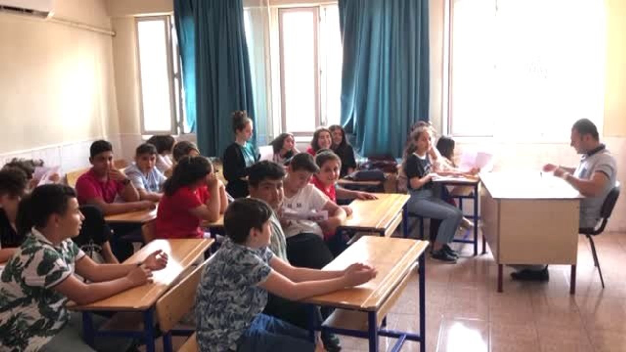 Okullarda karne heyecanı