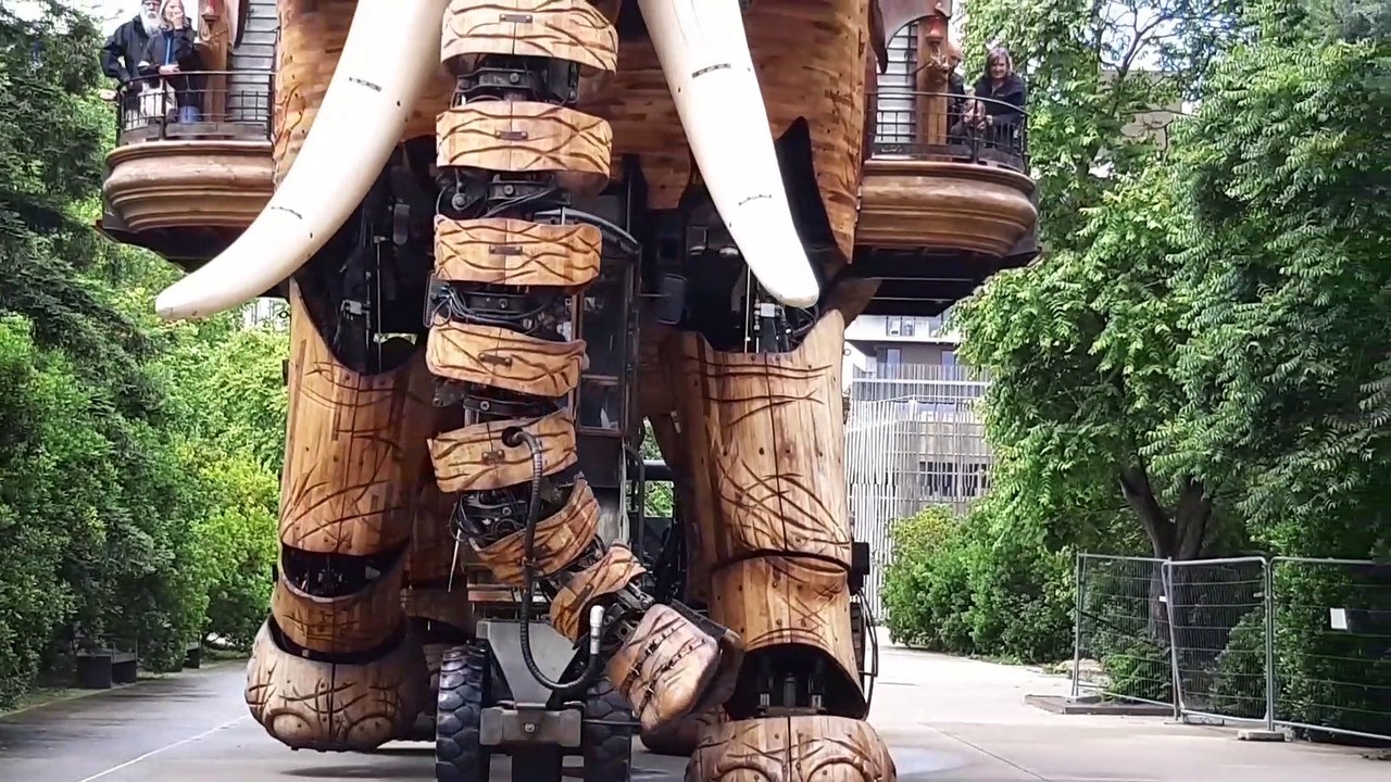 A Nantes, la compagnie "La Machine" prépare le "Dragon des mers" de Calais