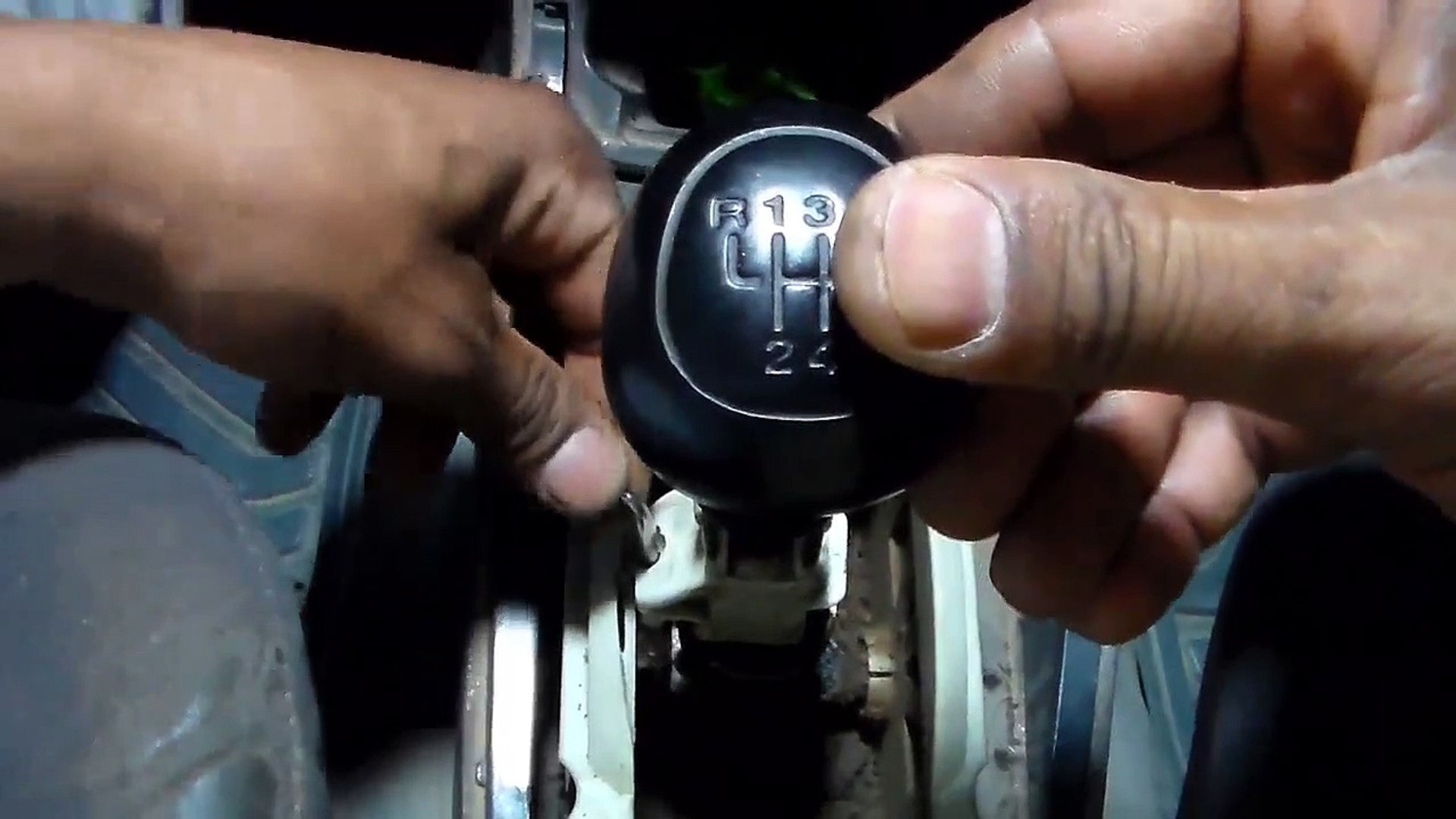 كيفية ضبط عصا القير للسيارة - فيديو Dailymotion