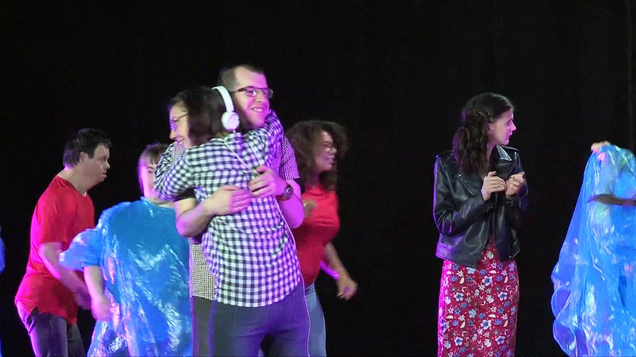 10-FOYER LA COURONNE : Moi je me fais mon cinéma