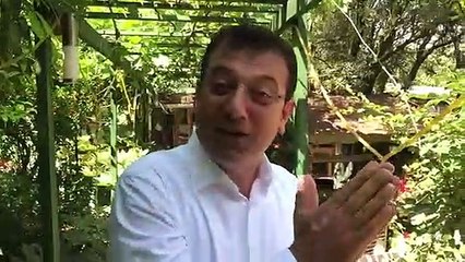 Ekrem İmamoğlu'ndan karne alan gençlere: Tatilinizi iyi geçirin, dinlenin, spor yapın, kitap okumayı sakın unutmayın