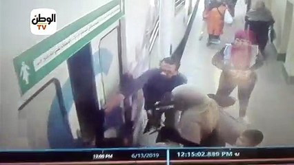 إصابة شاب أثناء إخراج طفلة لوالدتها من داخل عربة المترو