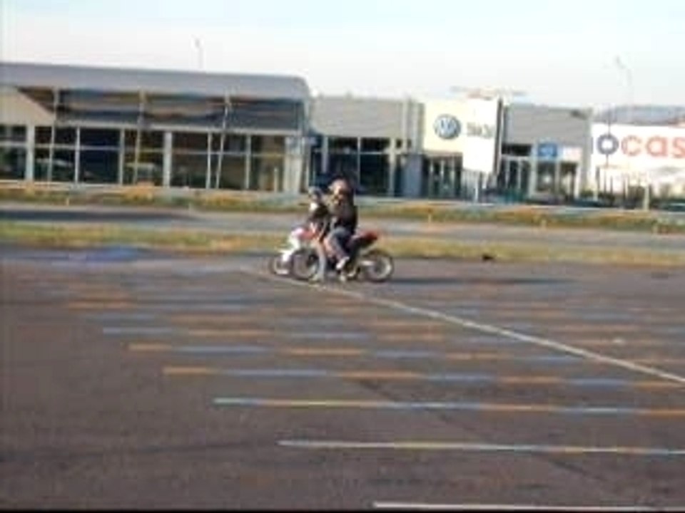 run mrx top perf vs stunt evo