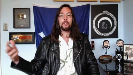 Sanders Openly Calls for Socialism