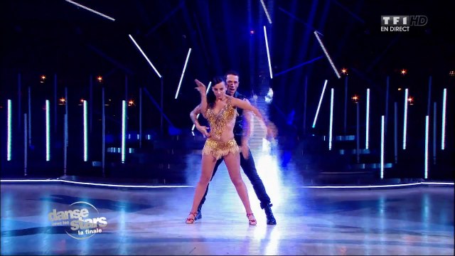 DALS S04 - Un cha-cha-cha avec Alizée et Grégoire Lyonnet sur ''Scream and shout'' (Will I Am)