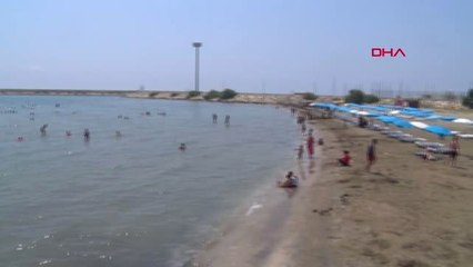 MERSİN Çocuklar hayatlarında ilk defa denize girdi