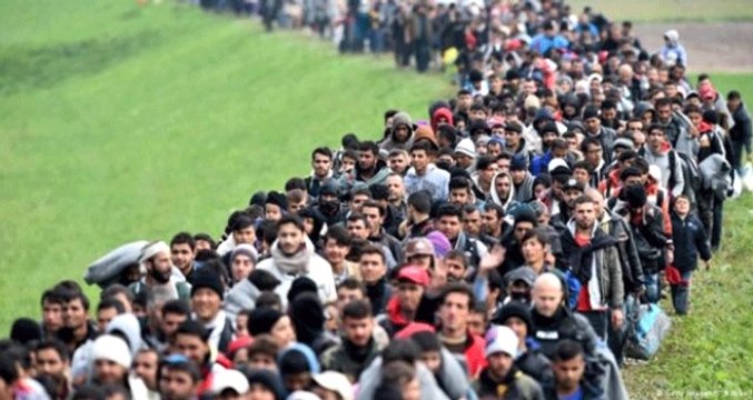 3 erkek sığınmacıya cinsel istismarda bulunan eski bakana 12 yıl hapis