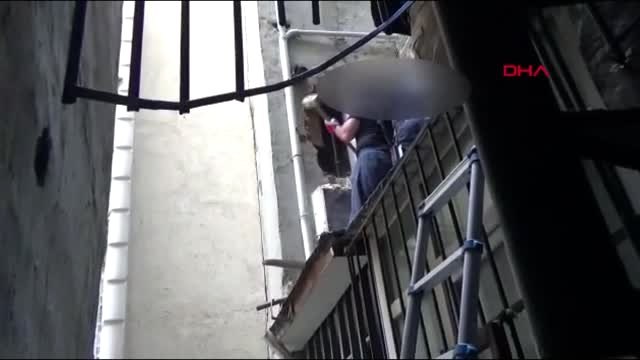 GRİ LİSTEDE ARANAN TERÖRİST DERGİ BASKININDA YAKALANDI